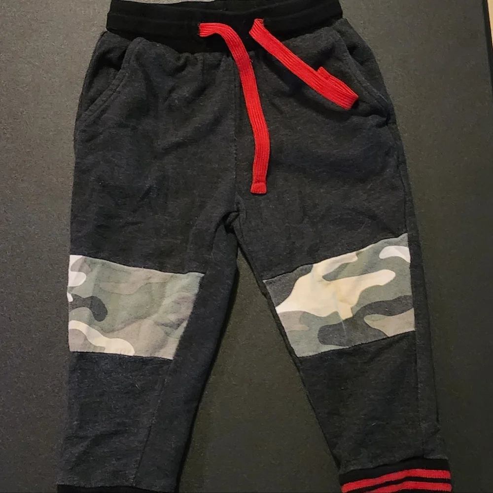 2T Matching Set - Picture 5 of 6